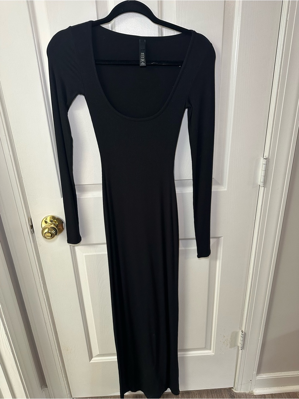 SKIMS Black Long Sleeve Scoop-Neck Maxi Dress